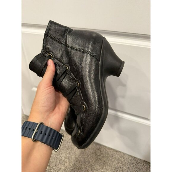 Miz Mooz Claudia Ankle Black Leather Boots Size 37 - Picture 4 of 7